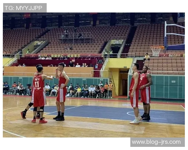 佛山队与文一队激战正酣NBL赛场精彩对决引人瞩目