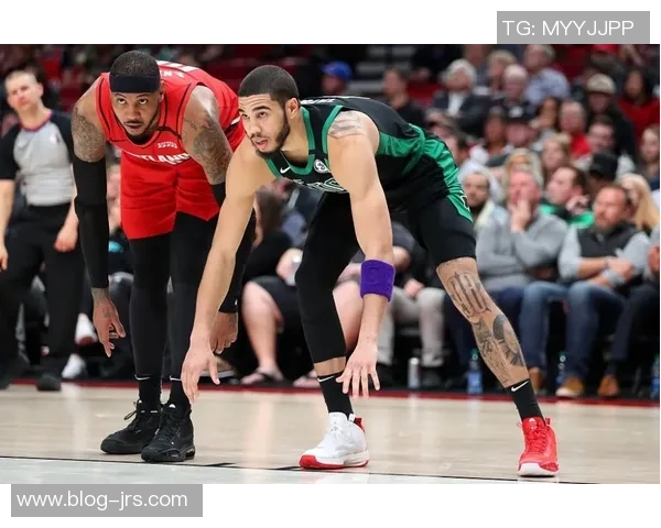 吉灵汉姆与南联的激烈对决揭示英乙联赛新动态与战术博弈