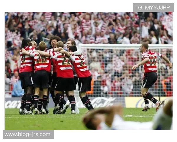 布拉德福德主场迎战林肯城期待精彩对决与激烈竞争 布拉德福德主场迎战林肯城期待精彩对决与激烈竞争