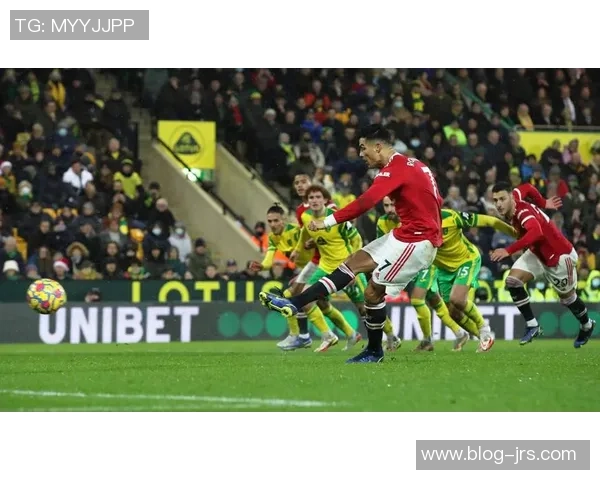 曼联与诺维奇精彩对决回顾2020赛季全场集锦与精彩瞬间分析